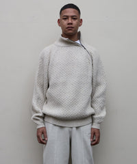 DIAGONAL ZIP  JACQUARD  SWEATER