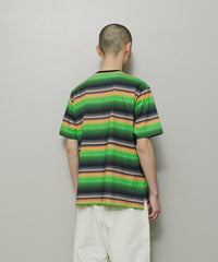 GRADIENT STRIPE CREW NECK TEE