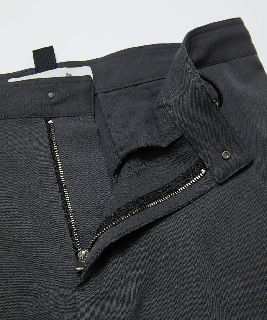BAL / ii_iiiiiii TECHNICAL WOOL TROUSER