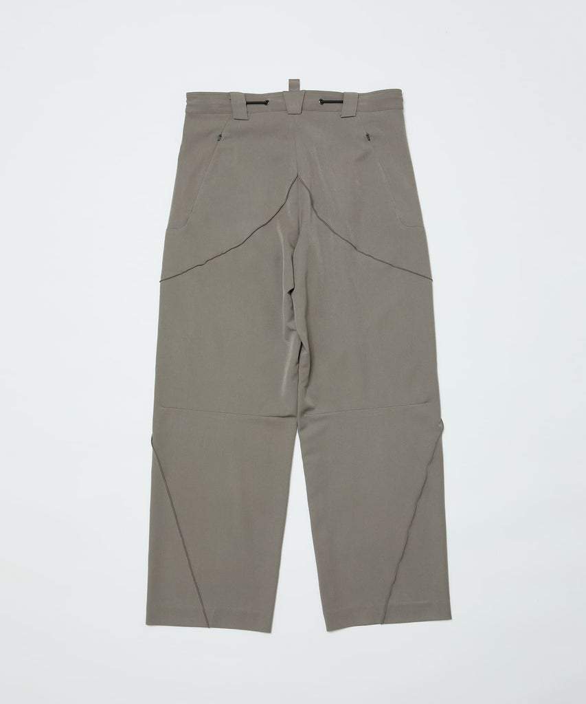 BAL / ii_iiiiiii TECHNICAL WOOL TROUSER