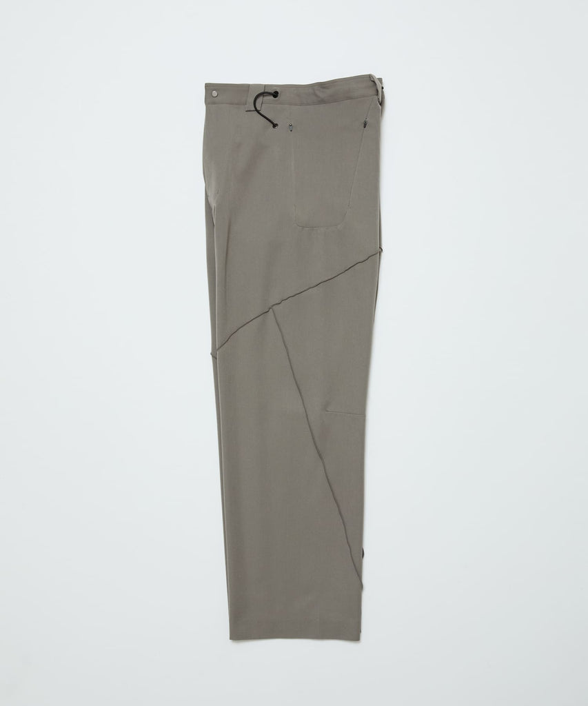BAL / ii_iiiiiii TECHNICAL WOOL TROUSER