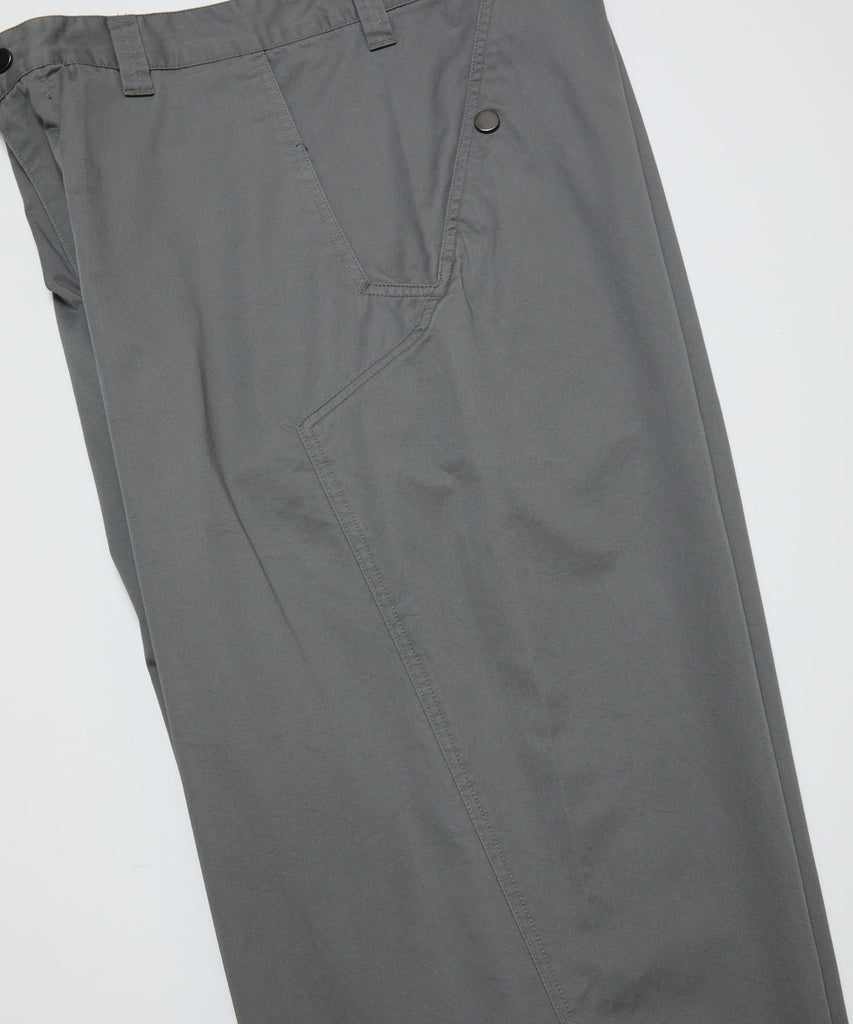 ANGLED SEAM CHINO PANT