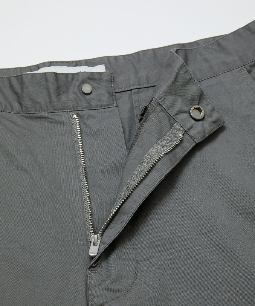 ANGLED SEAM CHINO PANT