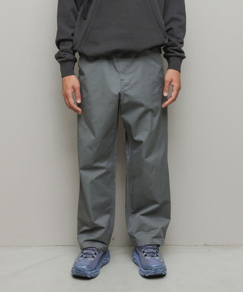ANGLED SEAM CHINO PANT