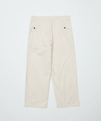 ANGLED SEAM CHINO PANT
