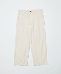 ANGLED SEAM CHINO PANT