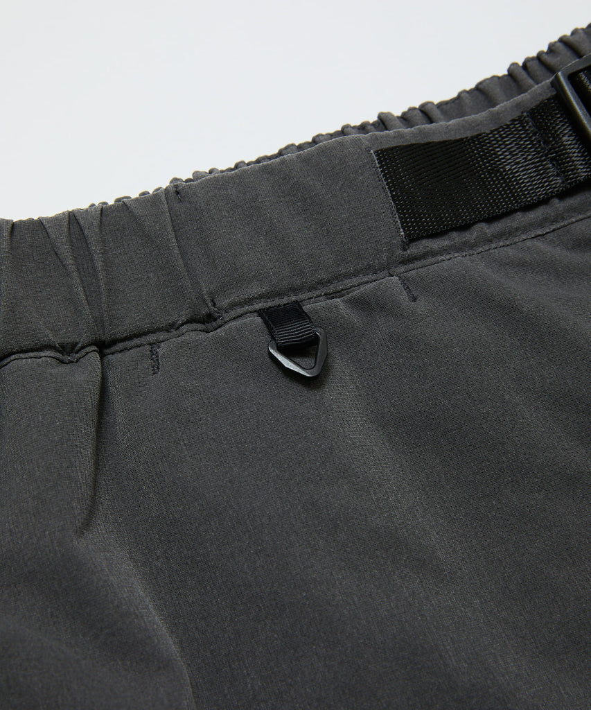 COOL DOTS BELTED SHORT