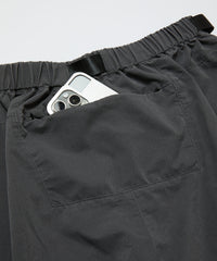 COOL DOTS BELTED SHORT