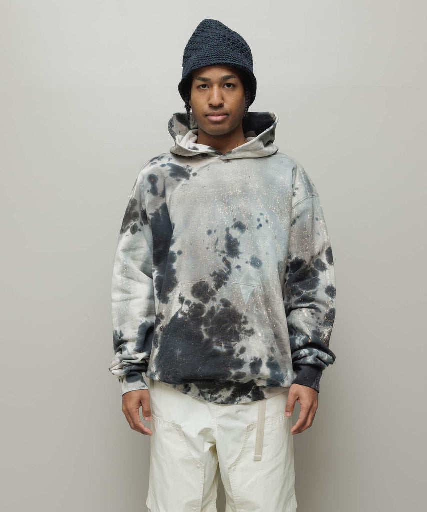 LOGO TIE DYE HOODIE SWEAT by YUKIDYE