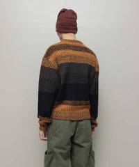 GRADATION STRIPE CREWNECK SWEATER