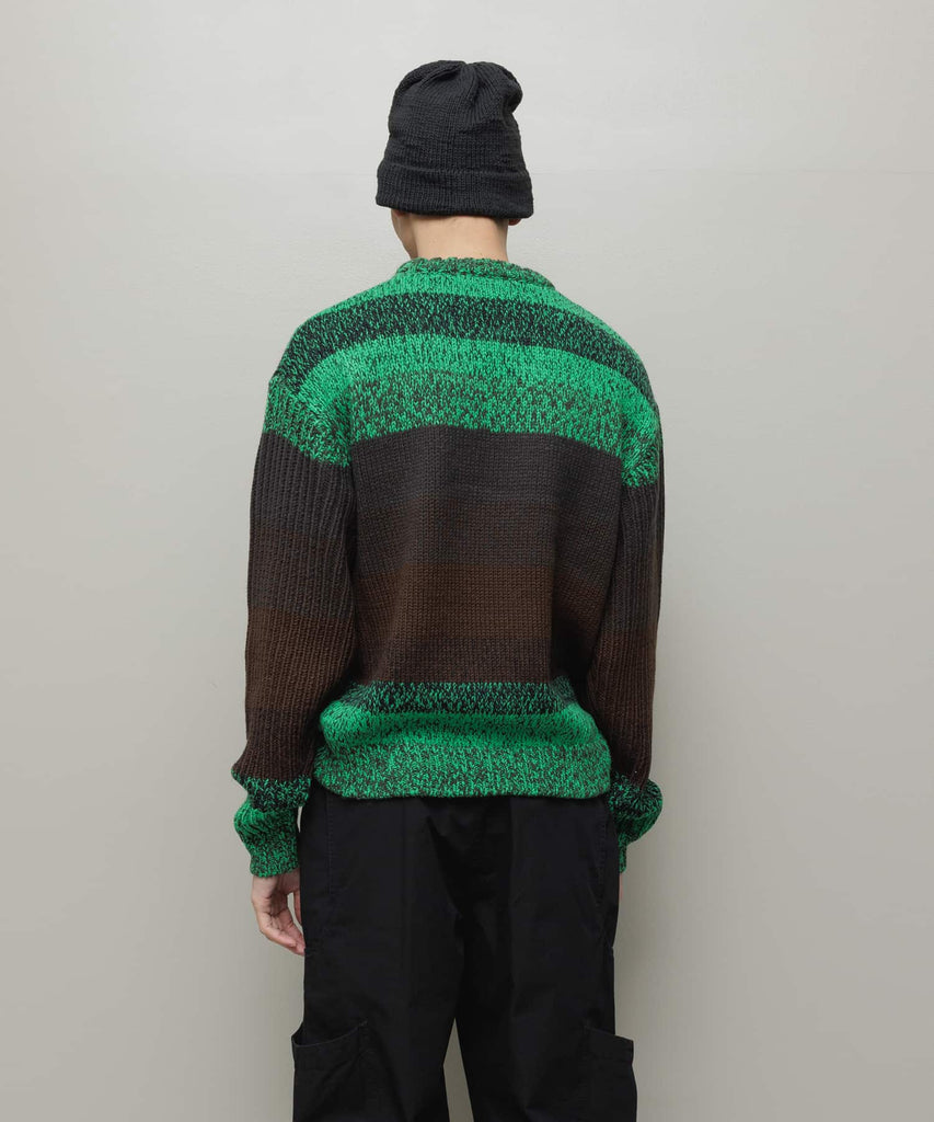 GRADATION STRIPE CREWNECK SWEATER