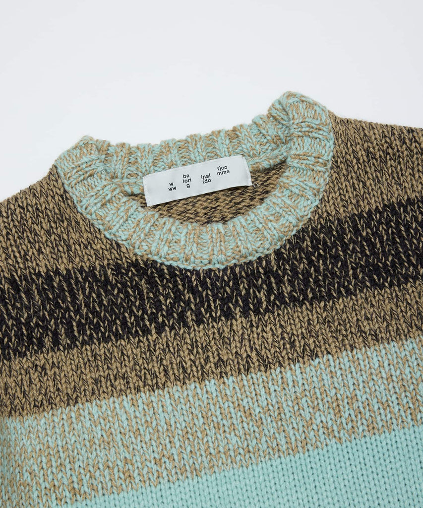 GRADATION STRIPE CREWNECK SWEATER