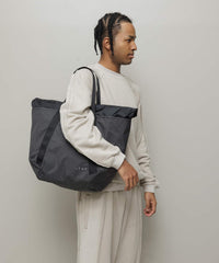 bal / SPEAKEASY GRID GEAR TOTE