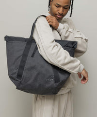 bal / SPEAKEASY GRID GEAR TOTE